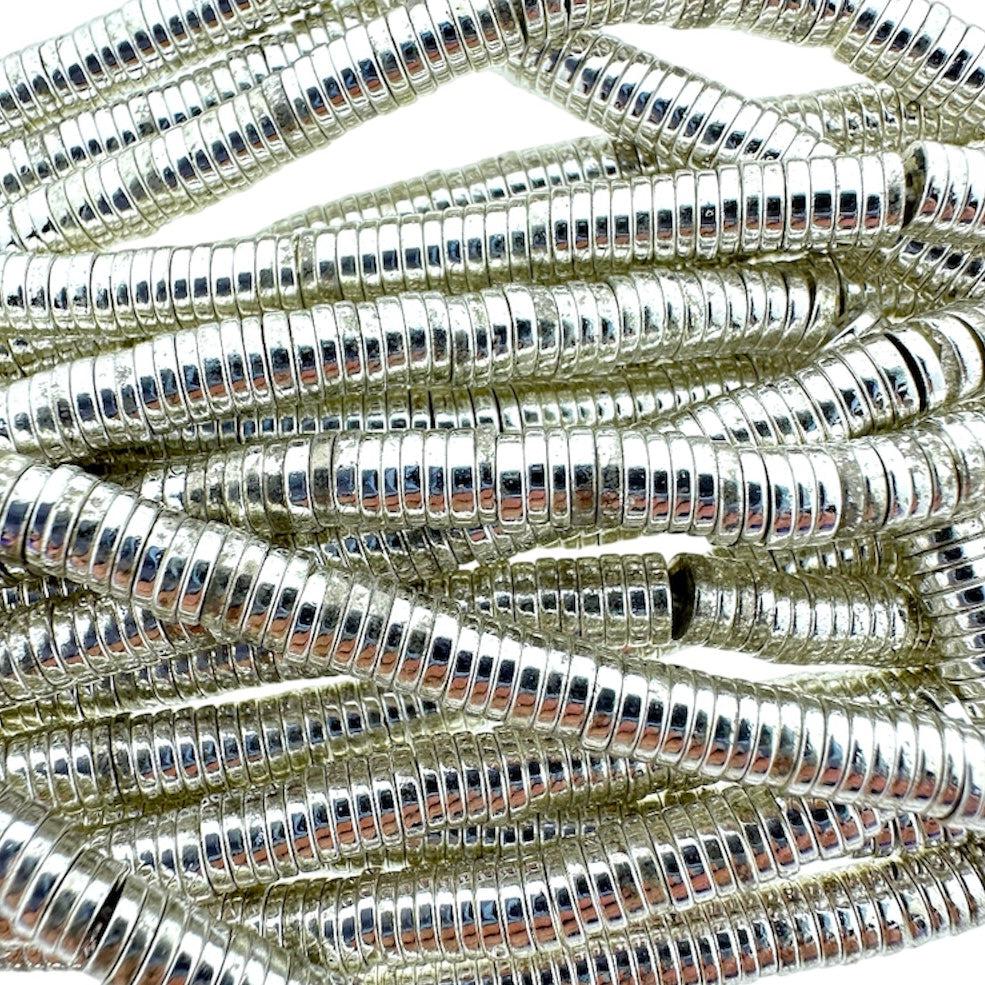Edelsteen disc hematiet light Silver plated 4x1mm - 25 stuks